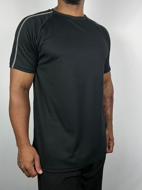 Camiseta Dry Fit Tech com Traçador UV+ - Preta