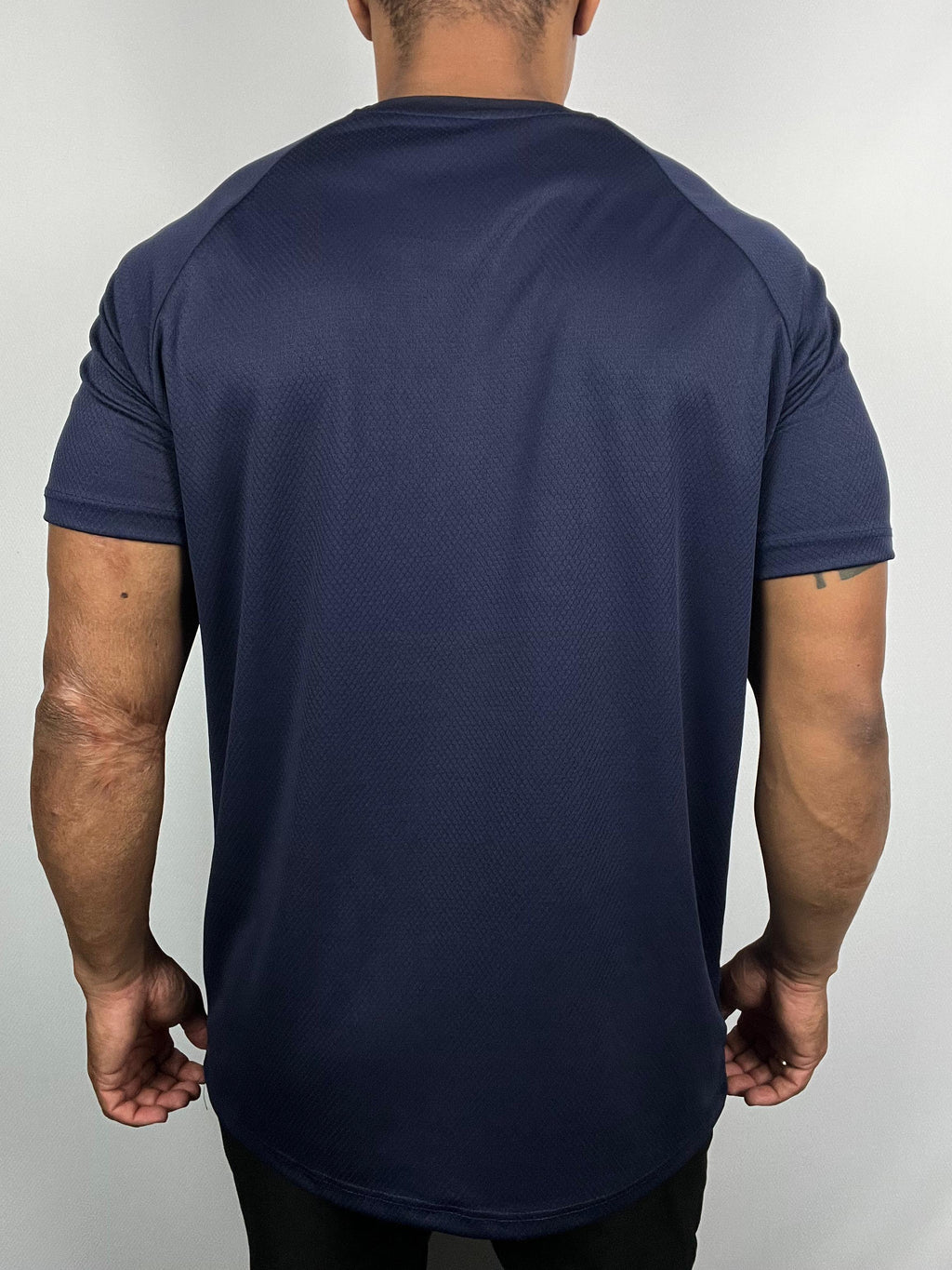 Camiseta Dry Fit Tech com Traçador UV+ - Marinho