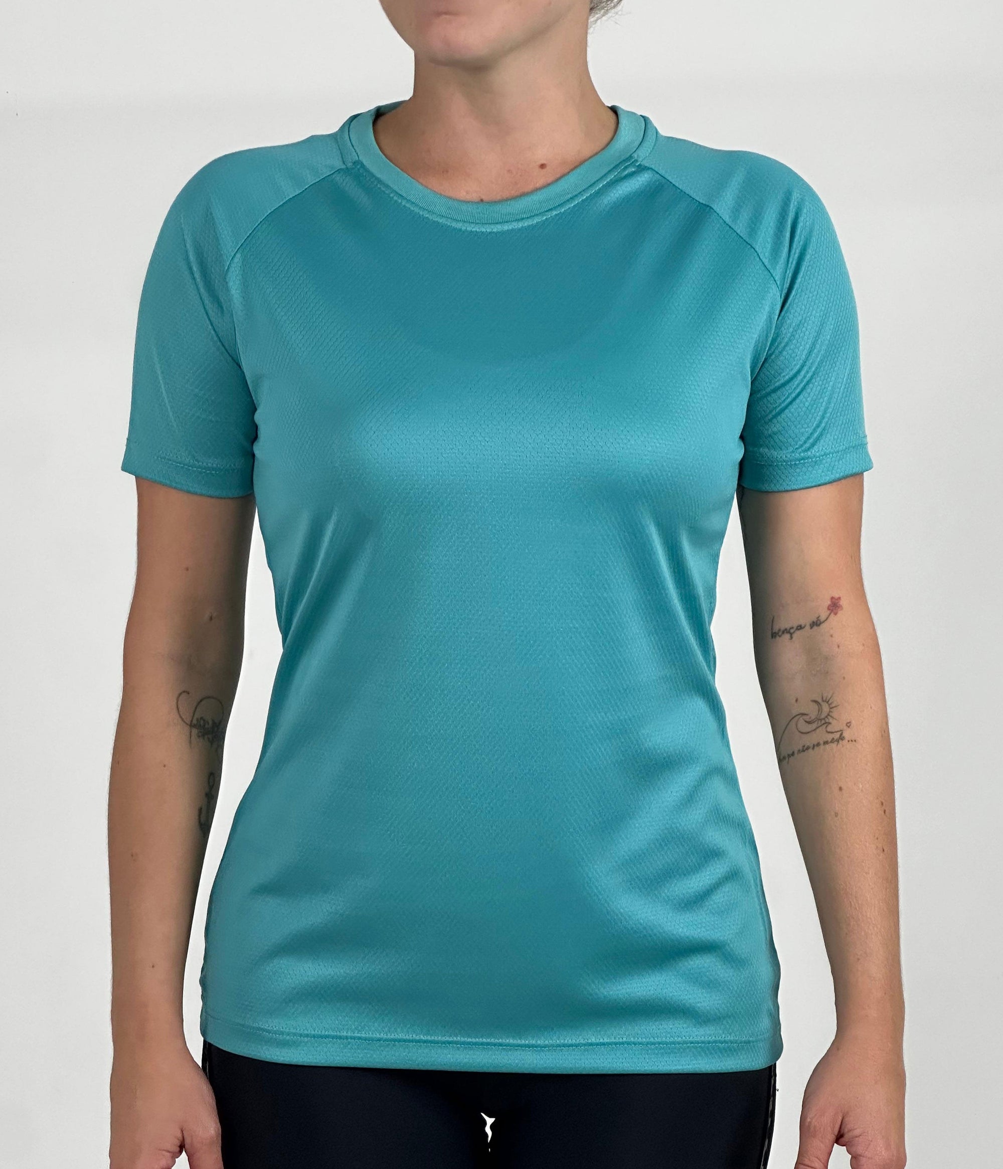 Kit 5 T-shirt Feminina Dry fit Tech UV+
