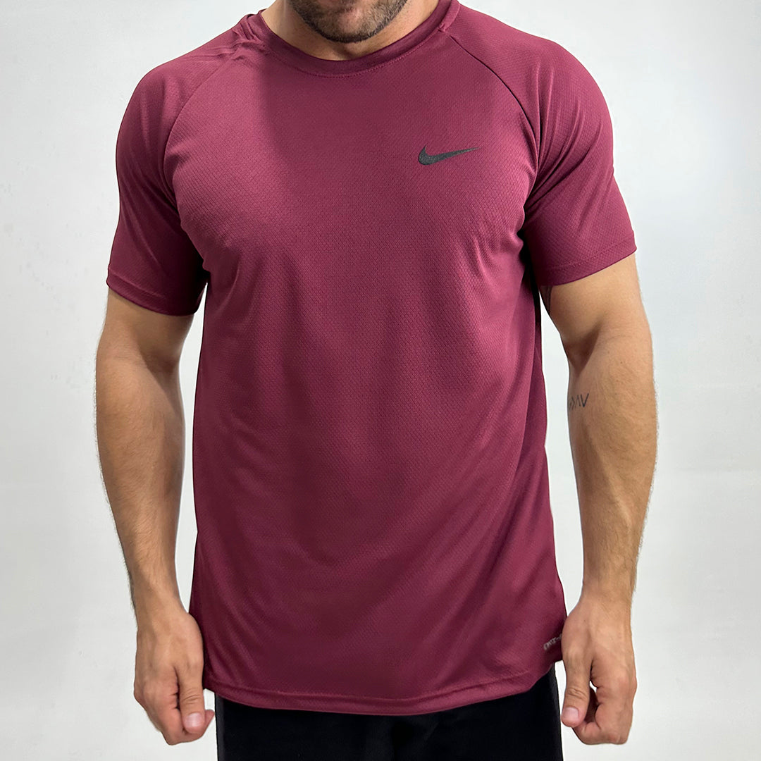 Camiseta Dry Fit Nike Colapse